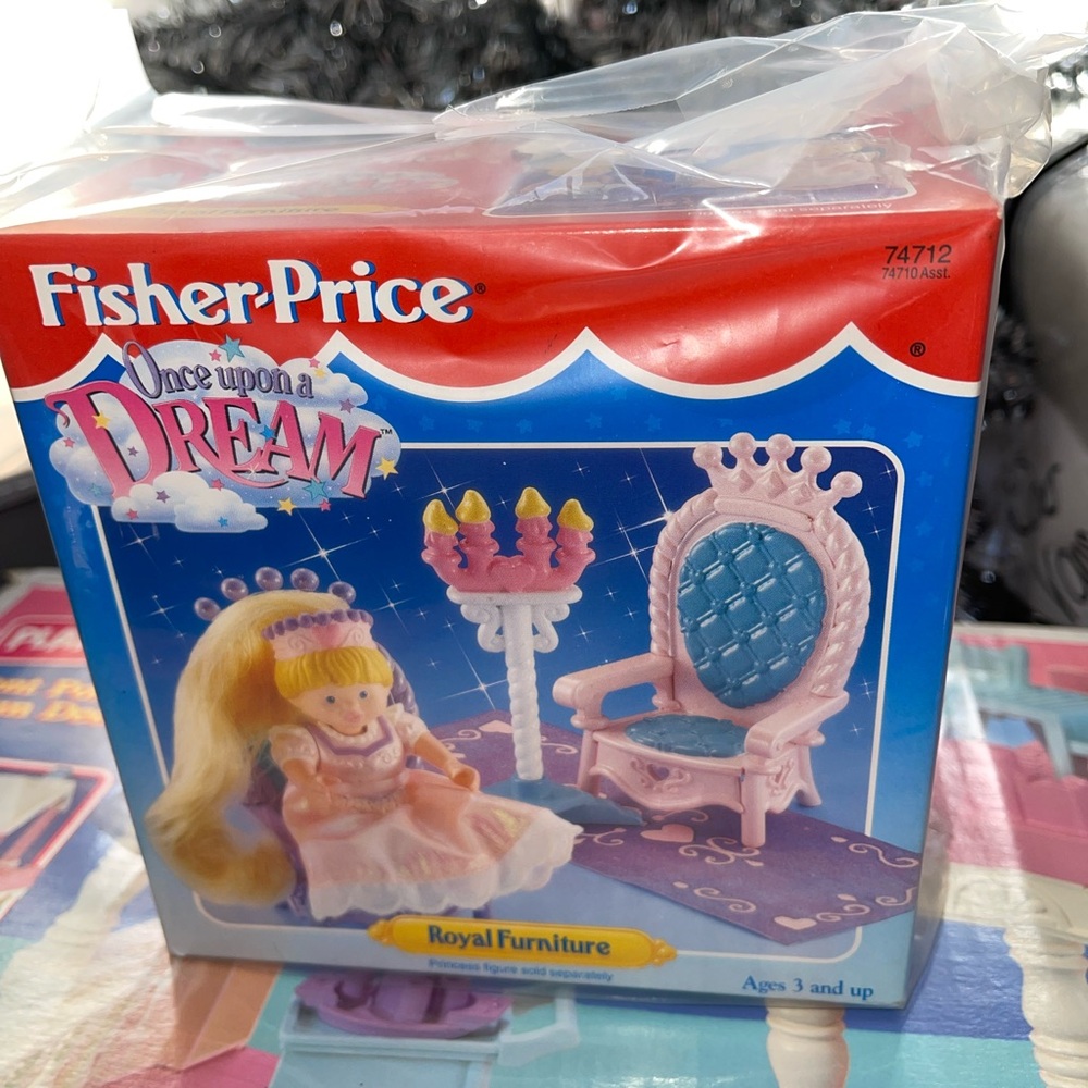 Fisher-Price Once Upon a Dream Royal is Furniture Set NEW LOVING FAMILY